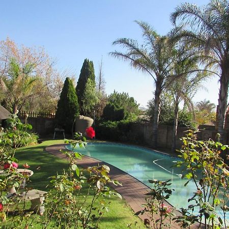 Oasis Of Life Guest House Witbank Kültér fotó
